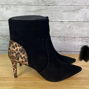 Violet & Red Quintin Heeled Ankle Booties Size 9 NEW